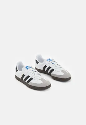 11 Adidas Sambas Outfits to Make the Trendy Sneakers Your Own