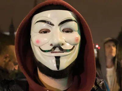 Anonymous vs. ISIS: Who has the upper hand in social media war? - CBS News