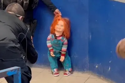 В Мексике полиция арестовала «демоническую куклу» Чаки за вымогательство |  В мире | Политика | Аргументы и Факты