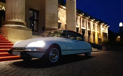 Citroën DS Manufaktur | by Karl's Autowerkstatt