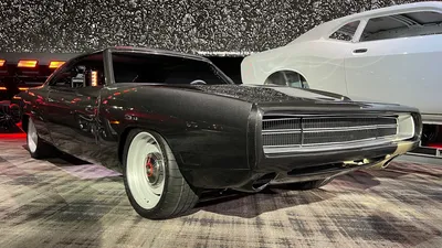 1970 Dodge Charger \"Solo\" Is the Epitome of Restomod Muscle Cars -  autoevolution