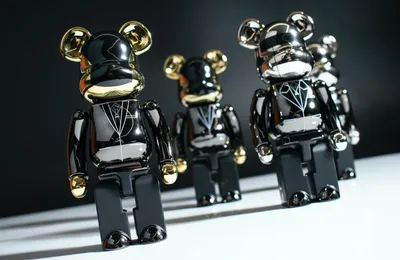 Почему коллекционеры обожают Bearbrick: история легендарных фигурок |  Техноблог