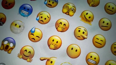 Whatsapp emoji генерируется искусственным интеллектом | Премиум Фото