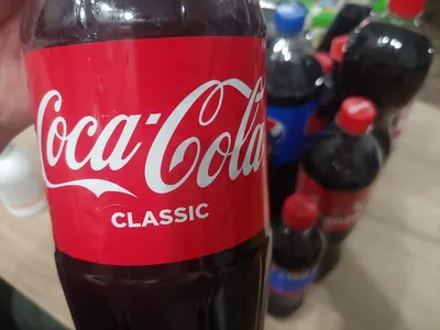 Купить Coca-Cola Classic, 15 шт 0.33 л, стекло/Кока-Кола (Грузия) с  доставкой по Москве и области