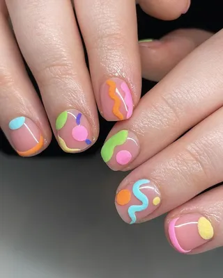 Коррекция удлиненный миндаль + шеллак + дизайн - Студия красоты \"NailsProfi\"