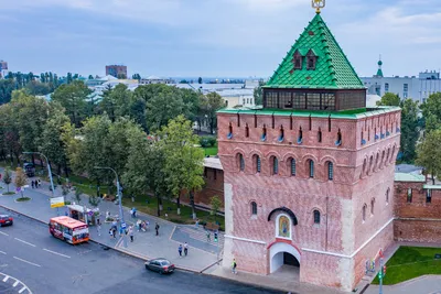 Московский Кремль зимой. Панорамный вид на знаменитой московского Кремля.  Кремль главная достопримечательность в Москве Стоковое Фото - изображение  насчитывающей красно, фасад: 180489520