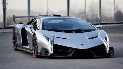 Autoblog Takes a Closer Look at the $4.7 Million USD Lamborghini Veneno |  Hypebeast