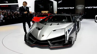 Ultra-Rare Lamborghini Veneno Roadster Is A Fighter-Jet For The Road |  CarBuzz