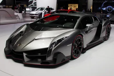 VENENO | F1rstMotors