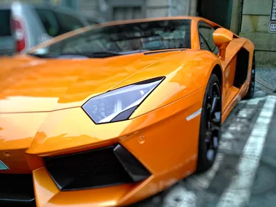 Lamborghini's first hybrid car is also its fastest | CNN Business