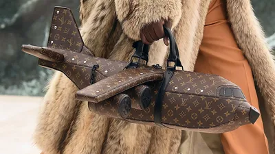 Louis Vuitton to Sell $39,000 NFTs | Vogue