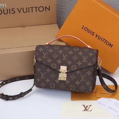 999+ Louis Vuitton Pictures | Download Free Images on Unsplash