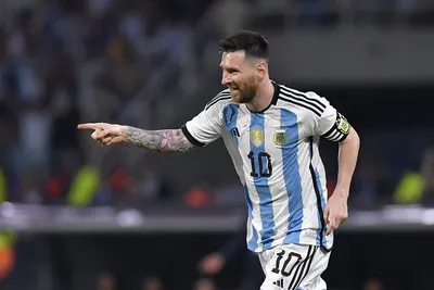 Lionel Messi says he's joining Inter Miami in Major League Soccer,  rejecting offer from Saudi Arabia