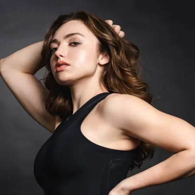 Peyton List Talks Being a 'Leading Lady' in 'School Spirits' – SheKnows