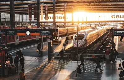 Тематический поезд Года науки и технологий запущен в московском метро