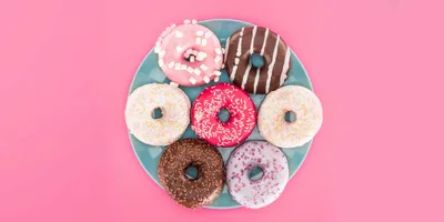 Пончики с глазурью Dunkin Donuts без дрожжей - пошаговый рецепт с фото на  Готовим дома