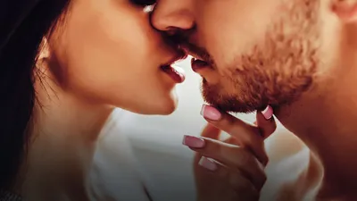 Отмечаем Всемирный день поцелуя : лучшие сцены с поцелуями в истории кино —  Новости на Фильм Про
