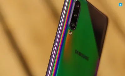 Samsung Galaxy A50 review: A $350 phone that gives Galaxy a whole new  meaning | PCWorld