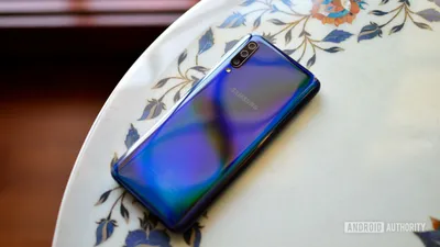 Samsung Galaxy A50 Review: Flagship Flash at a Mid-Range Price