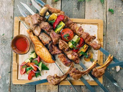 SMAK BBQ Электрический настольный вертикальный гриль для шашлыка купить в  Германии - kaufbei.tv