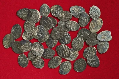 Клад старинных монет обнаружили в центре Москвы - Греческие новости -  greekreporter.com