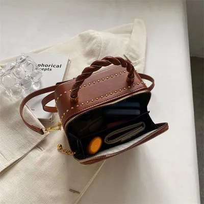 Маленькая женская сумка клатч для телефона через плечо на длинном ремешке,  кошелёк - купить с доставкой по выгодным ценам в интернет-магазине OZON  (595549843)