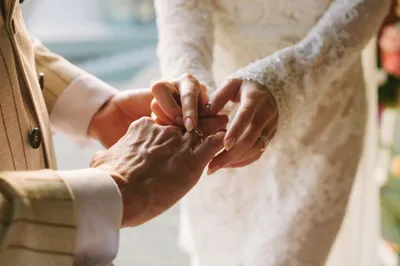 40 лет — какая это свадьба, что дарить родителям на рубиновую свадьбу