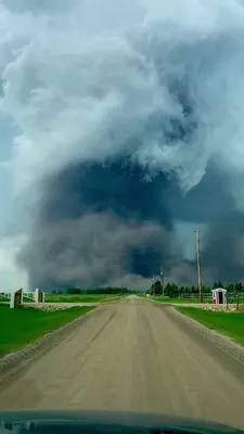 И не стало света. Торнадо пронесся по пяти штатам США — фото и видео Спектр