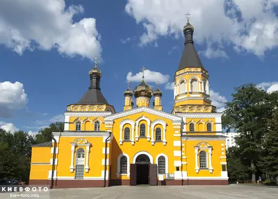 Самые красивые храмы в Москве: фото с названиями и описанием