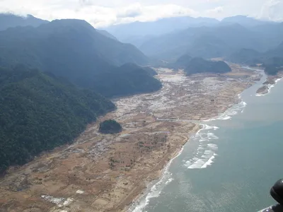 Сильное землетрясение у берегов Чили вызвало цунами – DW – 02.04.2014