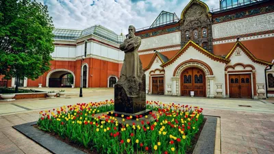 Gallery of Modern Art in Saint Petersburg