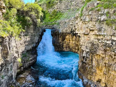 Самые красивые водопады в мире: Ниагара, Игуасу, Кайетур, Банзёк, Джог,  Виктория | GQ Россия