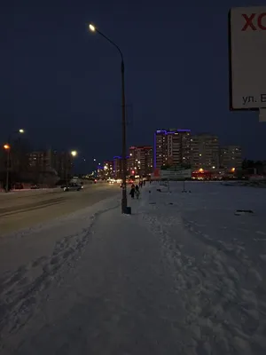 Как в сказке: Бийск ночью запорошило снегом