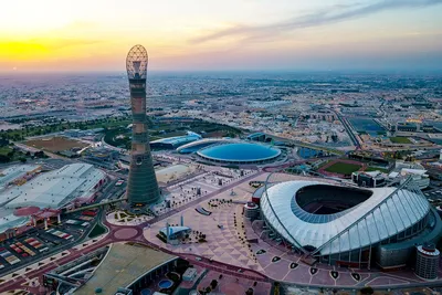 Технологичные стадионы, новое метро и город в пустыне. На что Катар  потратил $220 млрд - Ведомости.Спорт