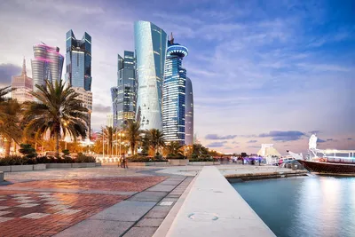 С 28-го этажа скатиться в воду! Самый высокий аквапарк открывают в Катаре /  Путешествия и туризм / iXBT Live