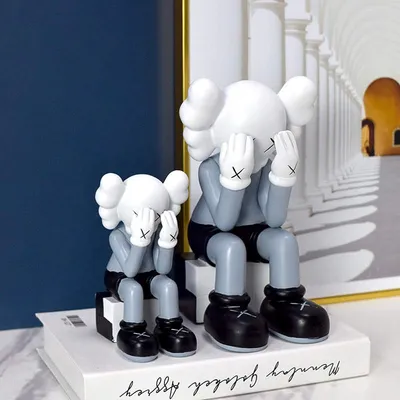 KAWS Releases New \"SHARE\" Companion Figure