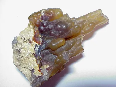 Халцедон (скрытокристаллический кварц ), Chalcedony, Chalzedon, • Mineral  Catalog