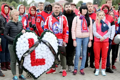 Памятник погибшим в авиакатастрофе хоккеистам \"Локомотива\" появится в  Ярославле