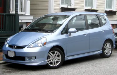 File:Honda FIT SHUTTLE HYBRID-C.JPG - Wikimedia Commons