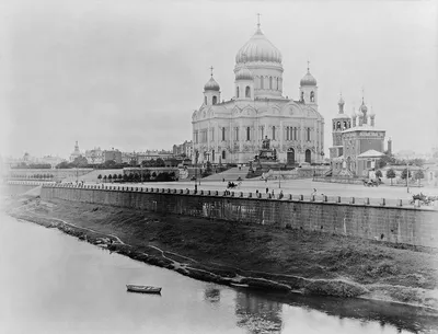 File:Храм Христа Спасителя. Вид со стороны Волхонки. — Cathedral of Christ  the Saviour.jpg - Wikimedia Commons