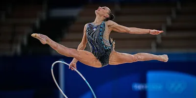 Школа художественной гимнастики в Москве: индивидуальные и групповые  занятия в секциях гимнастики