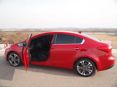 KIA Cerato 2018 Interior editorial photo. Image of speed - 129996436