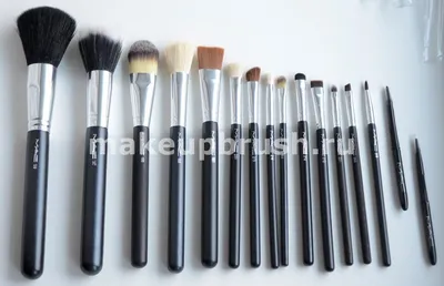 Купить Кисточка для макияжа I BEAUTY NO. 101 flawless foundation brush в  официальном интернет-магазине image-skincare.ru