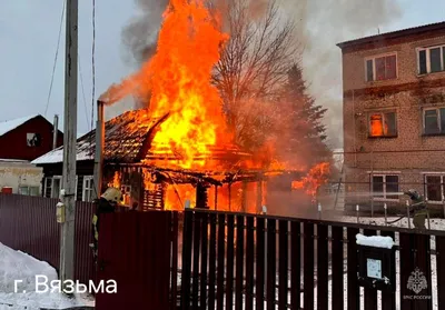 Кадры последствий взрыва на АЗС в Махачкале: десятки погибших