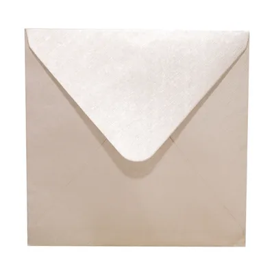 Бумажный конверт золотого цвета в наличии и под заказ