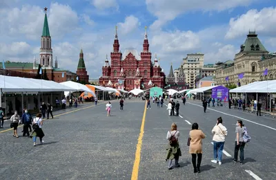 Красная площадь: в поисках новогоднего настроения