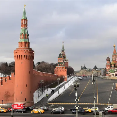 Московский Кремль на красной площади летом России Стоковое Изображение -  изображение насчитывающей кремль, европа: 198662189