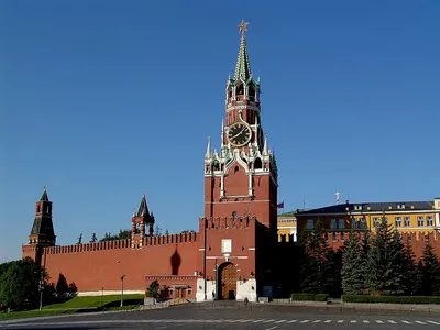 Excursions to the Kremlin for foreigners