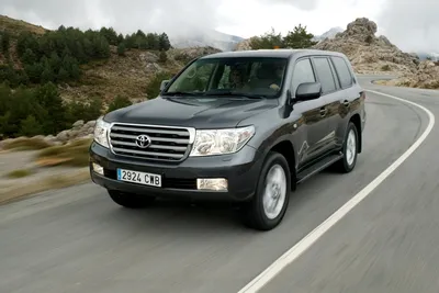 Toyota Land Cruiser 200 - цены, отзывы, характеристики Land Cruiser 200 от  Toyota