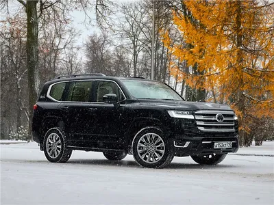 Новый Toyota Land Cruiser 300 - ИНТЕРЬЕР в деталях - YouTube